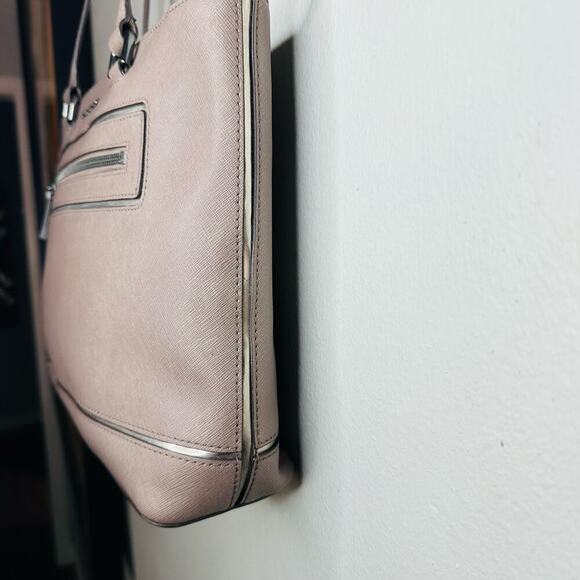 MICHAEL KORS Grey Square Frame Side Front Zip Up Metal Shoulder Straps Hand Bag - Picture 4 of 13